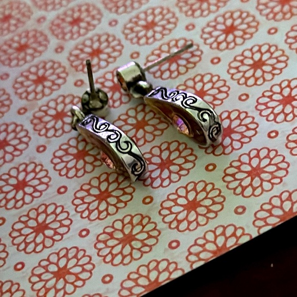 ❤️ Brighton pierced earrings tear drop shape - Picture 3 of 6